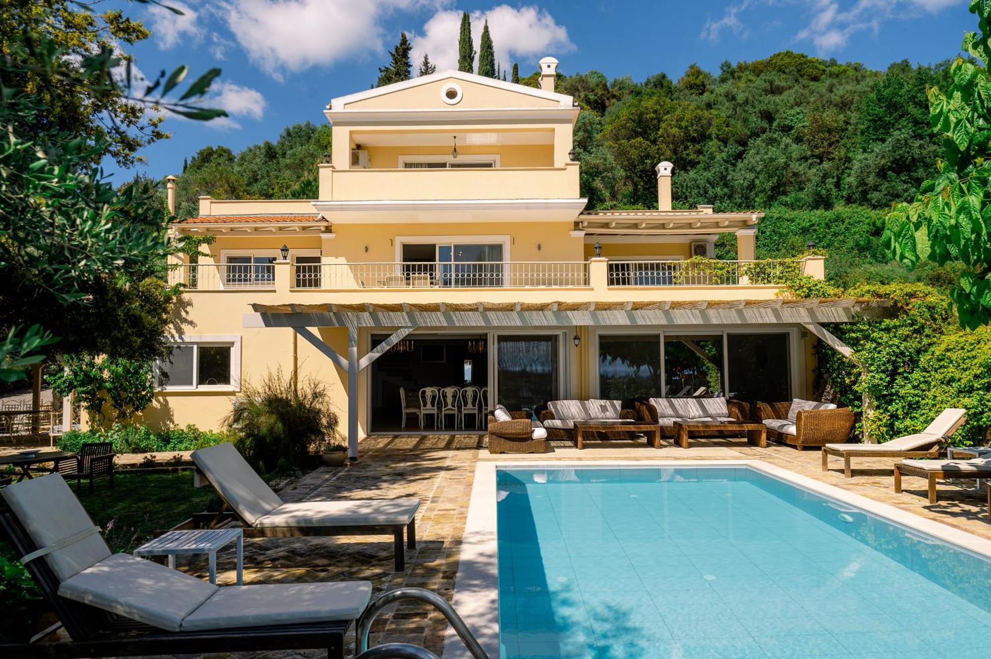 Villa Fioraki Poulades Exterior photo